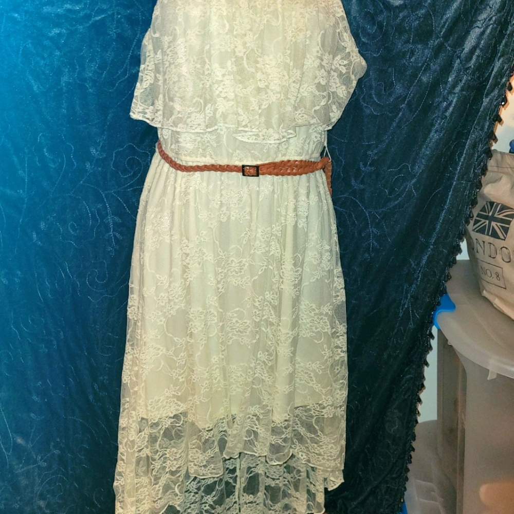 Beautiful lace dress with attached belt